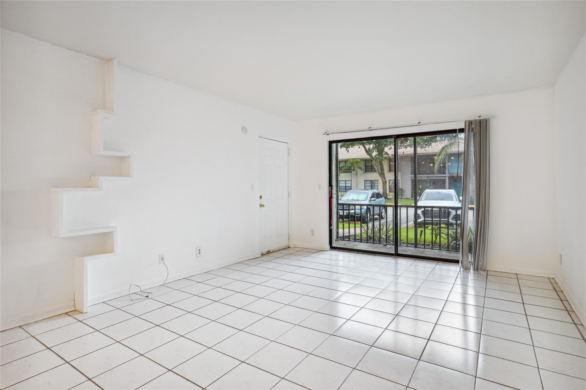 BENT TREE GARDENS WEST CO - Residential