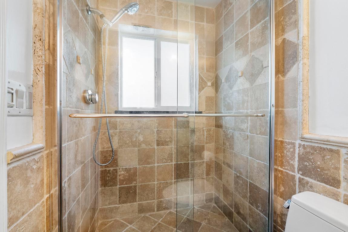 ROYAL OAK HILLS 2ND SEC - Residential Lease