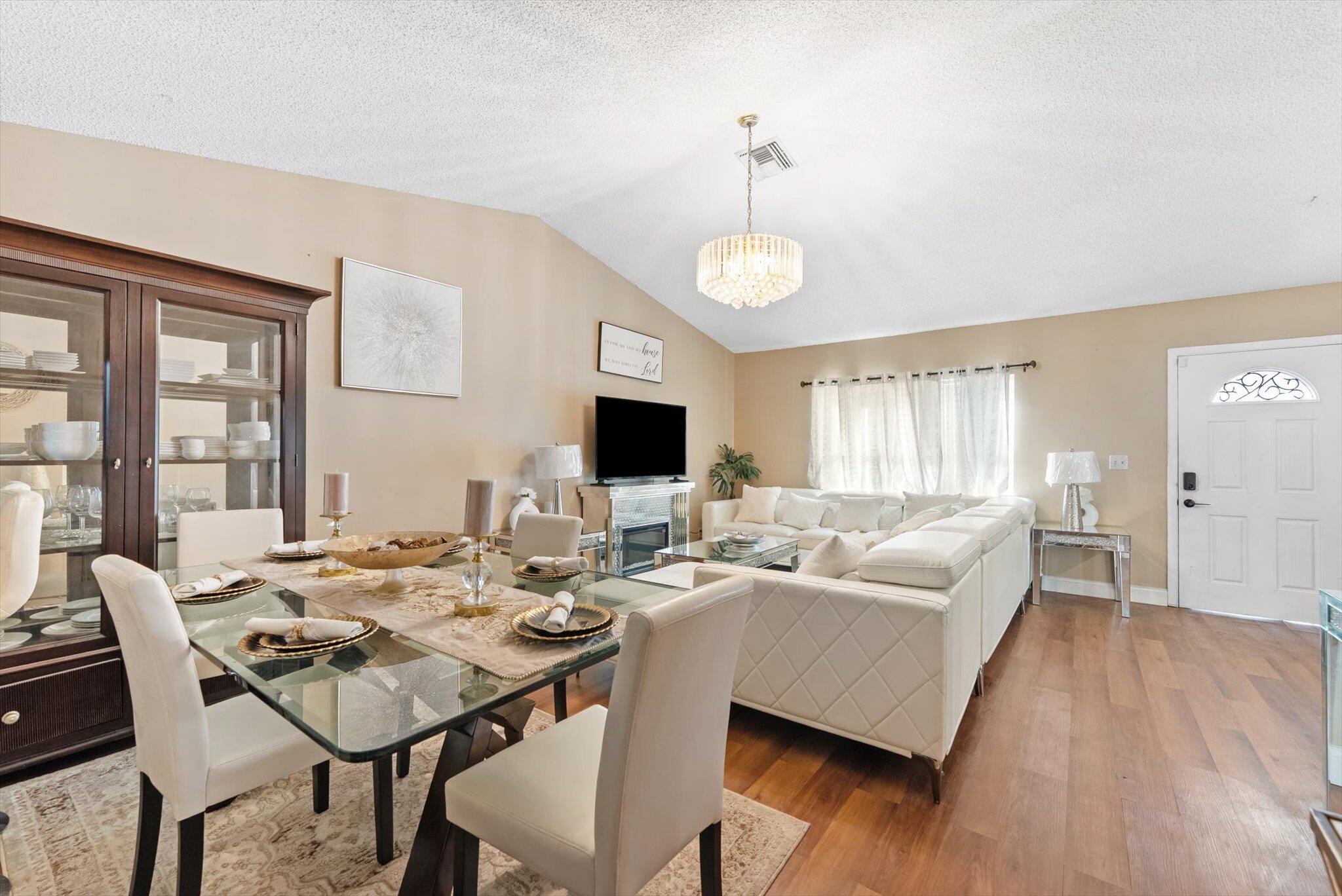 LANTANA HOMES 4 - Residential