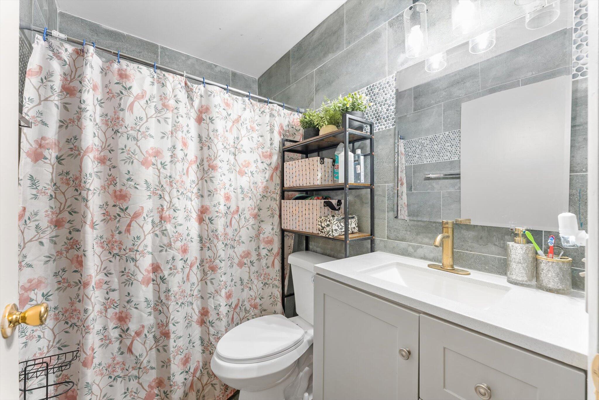 LANTANA HOMES 4 - Residential