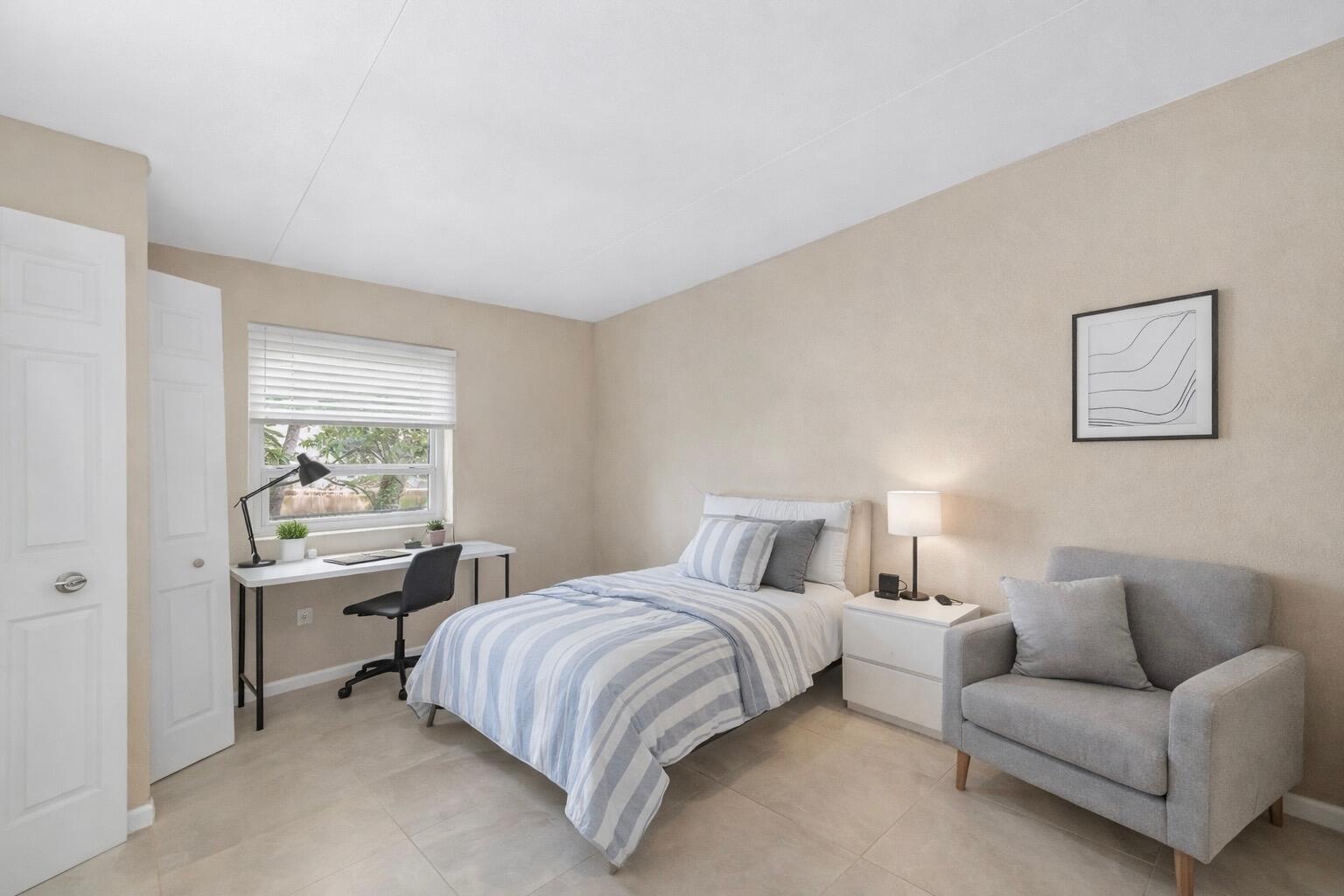 LANTANA HOMES 4 - Residential