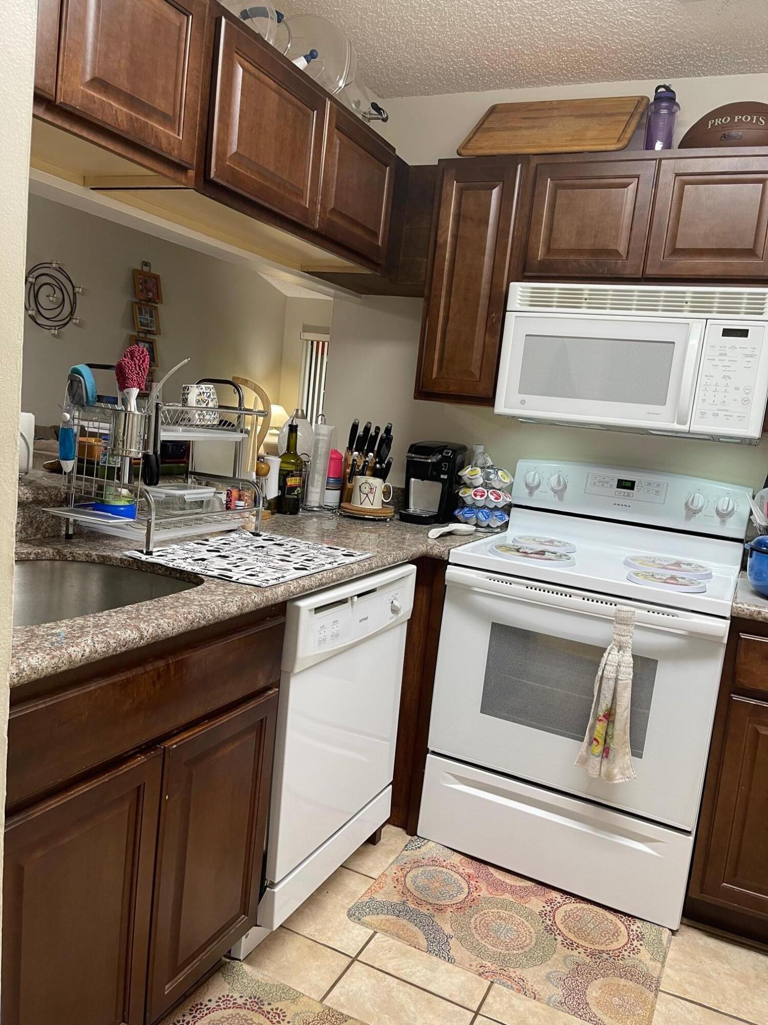 NAPOLI GARDENS AT CORAL SPRINGS CONDO - Residential