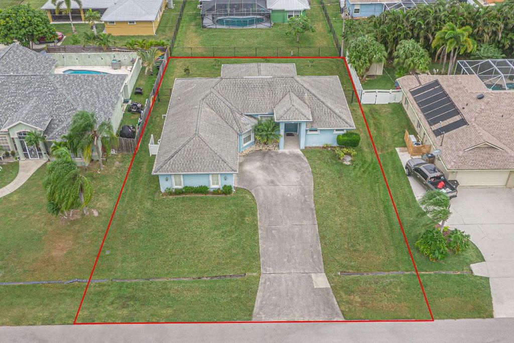 Photo of 5483 NW Empress Circle, Port Saint Lucie, FL 34983 (MLS # R10943871)