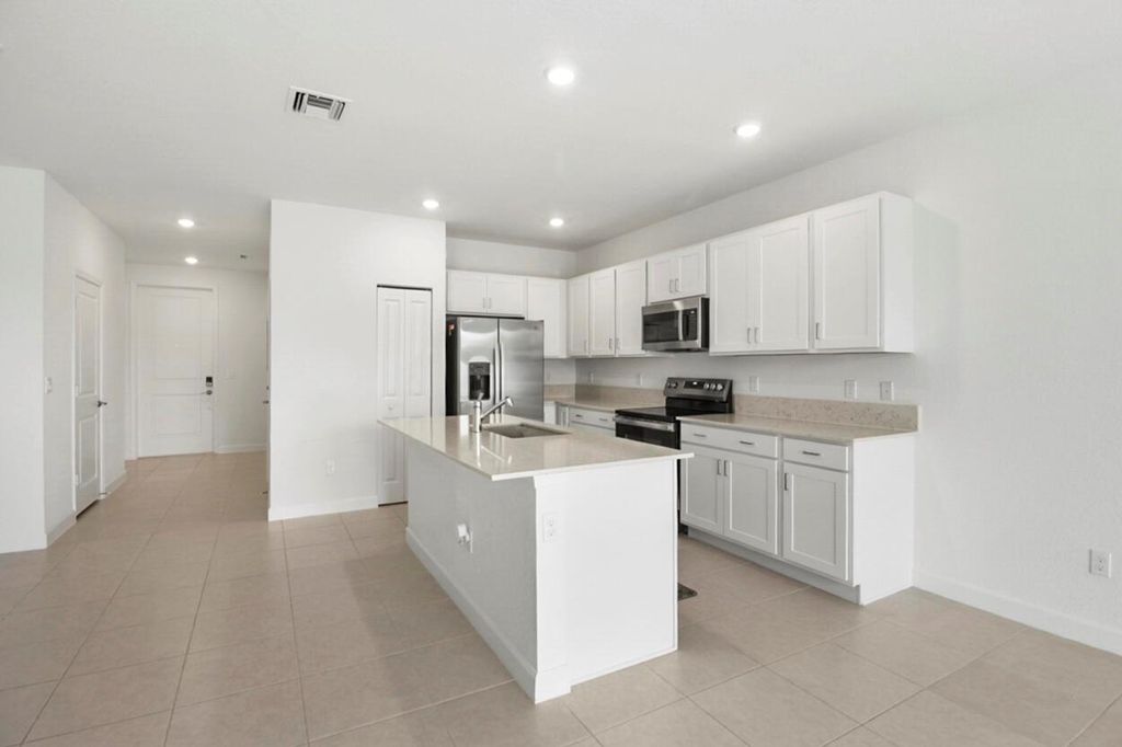 Photo of 640 SE Lk Fls Street #640, Port Saint Lucie, FL 34984 (MLS # R11106401)