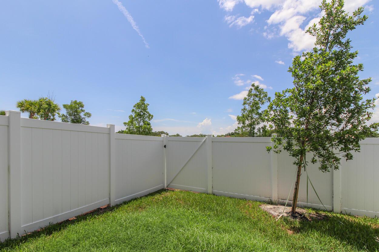 VERANDA PLAT NO. 9 - Residential