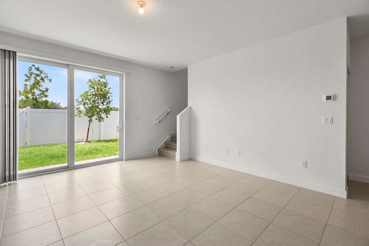 VERANDA PLAT NO. 9 - Residential