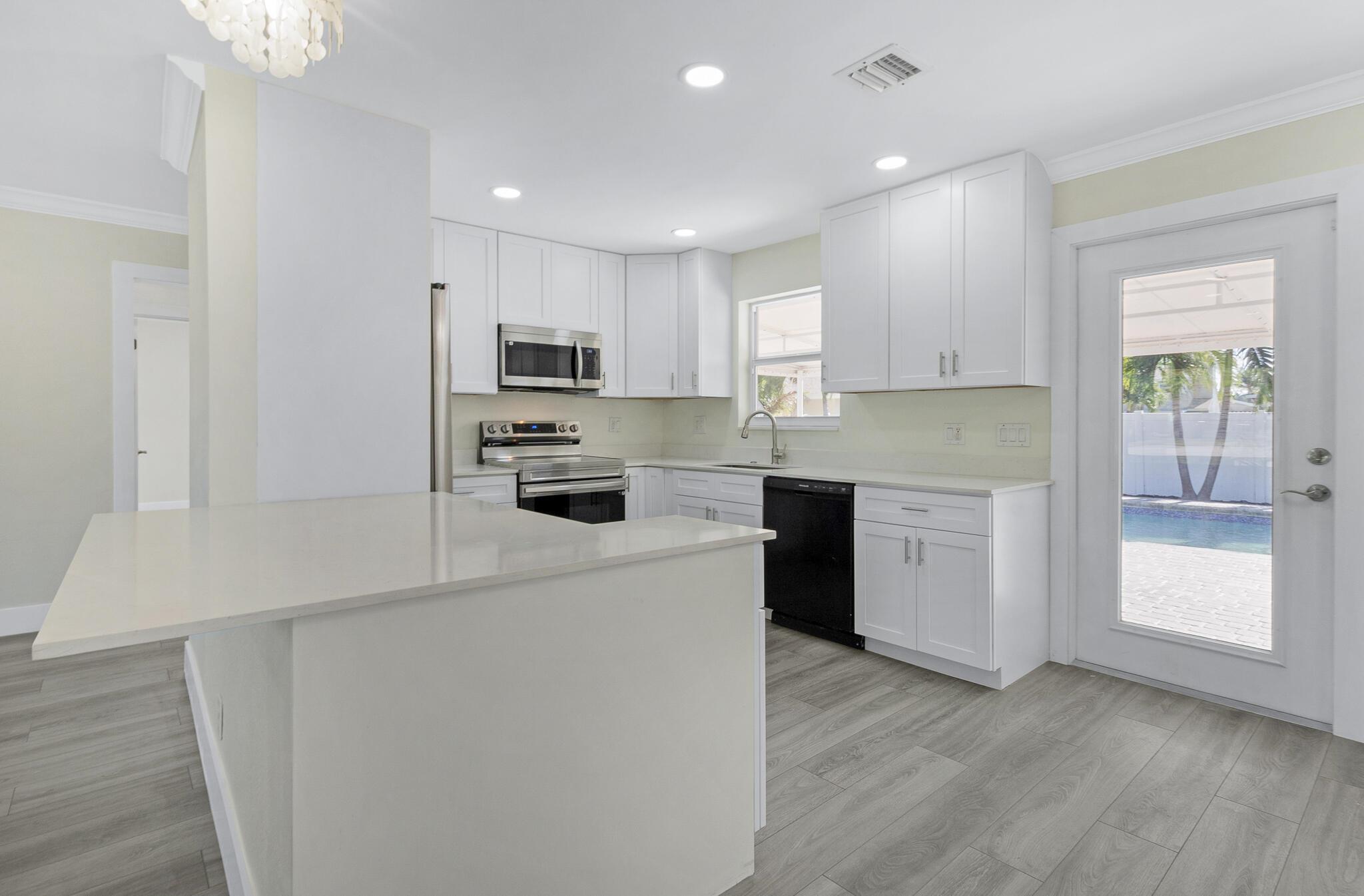 COVE 4TH SEC - Residential