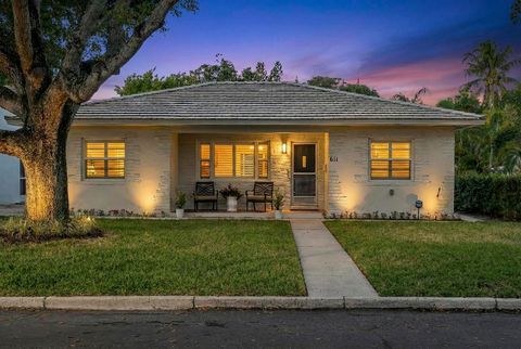 611 N Palmway Lake Worth Beach FL 33460