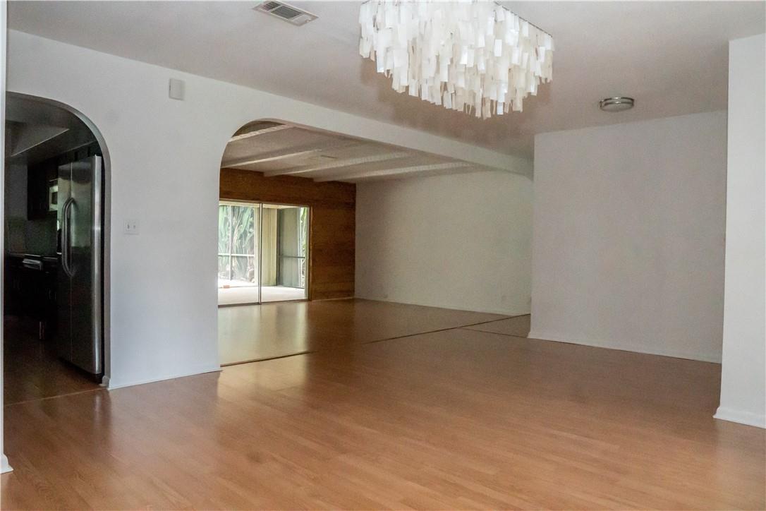New Orleans Villas 81-21 - Residential Lease