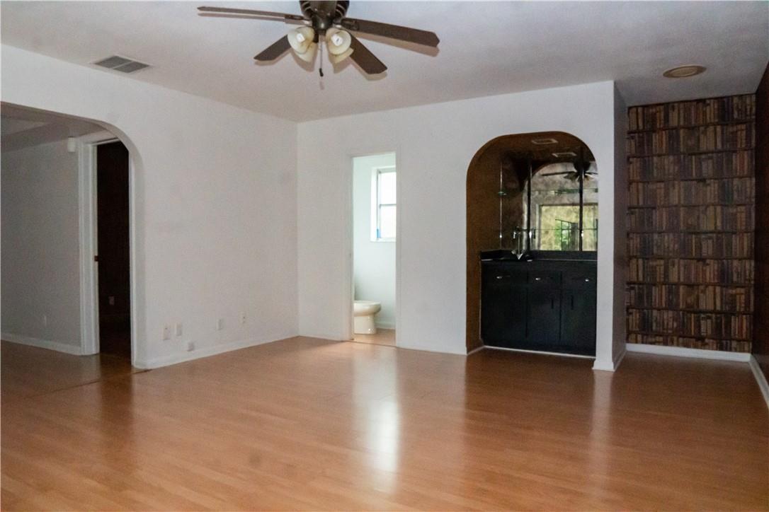 New Orleans Villas 81-21 - Residential Lease