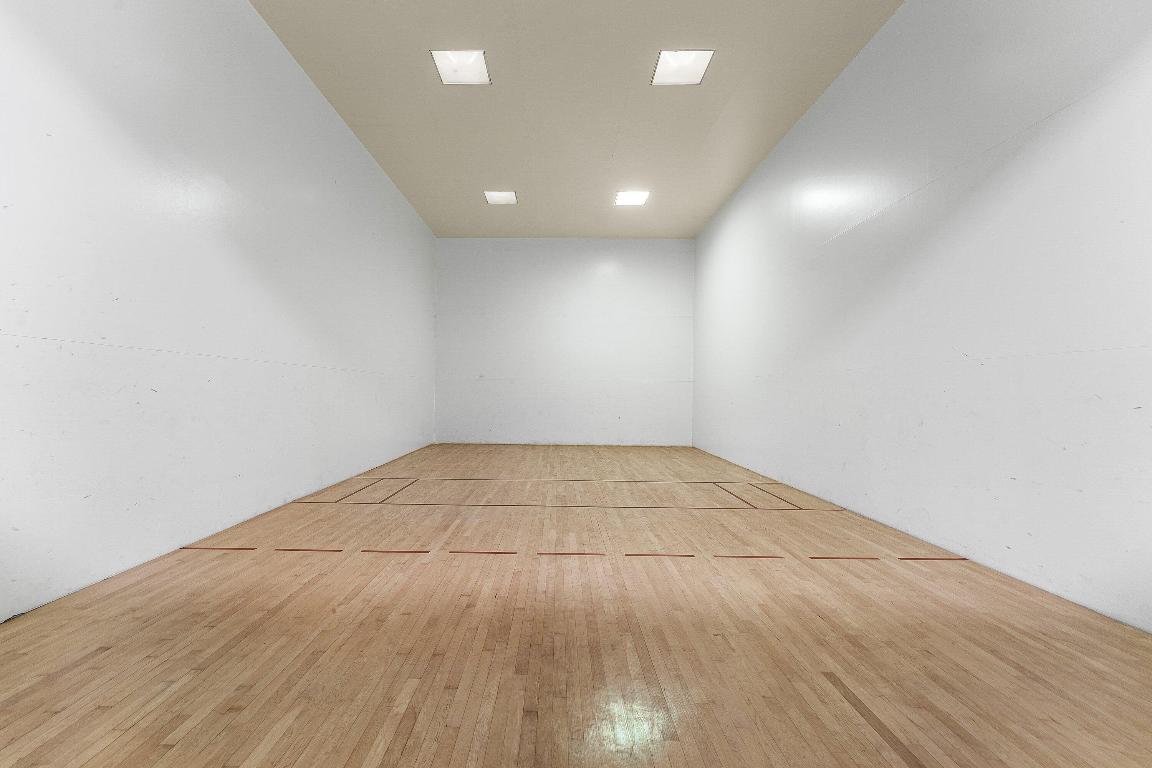 SEAWINDS CONDO - Residential