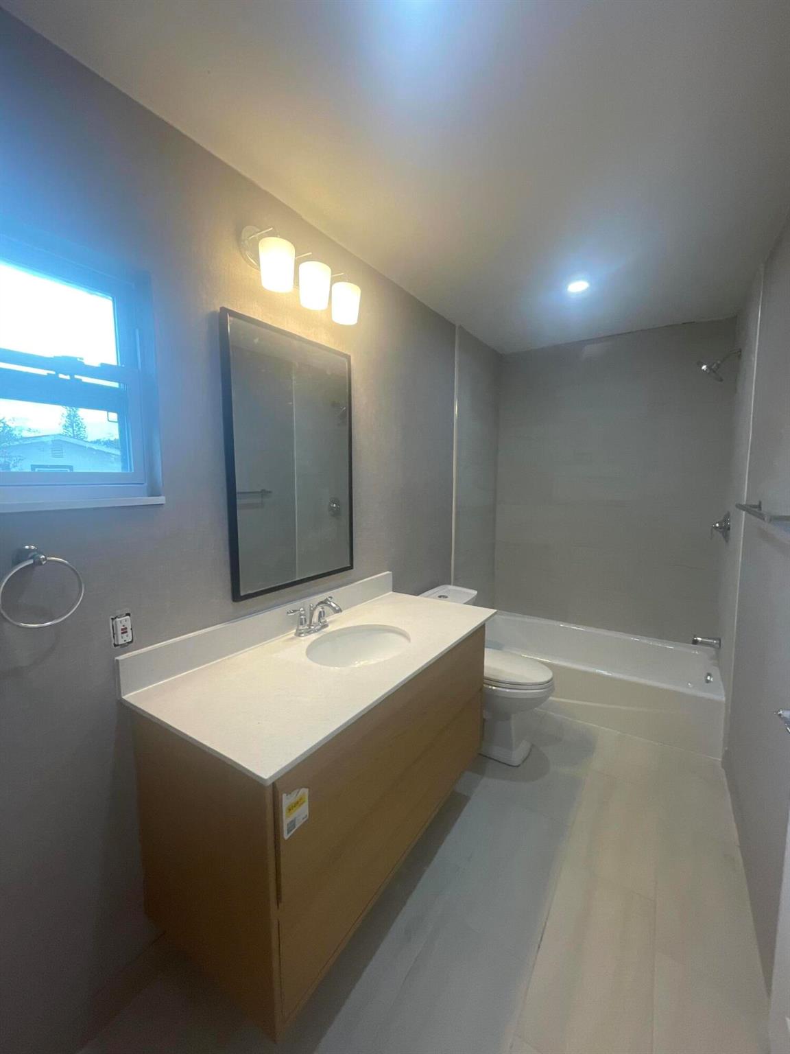 CITRUS HIDWY/WHITFLDS - Residential Lease