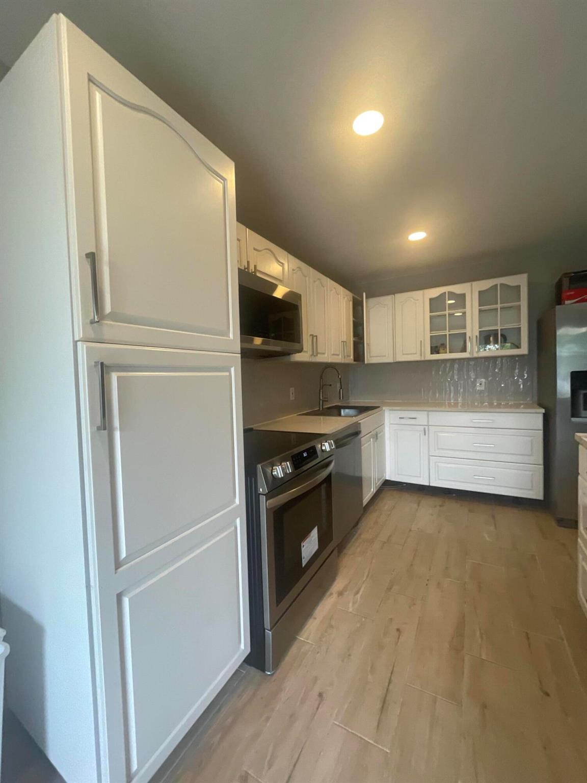 CITRUS HIDWY/WHITFLDS - Residential Lease