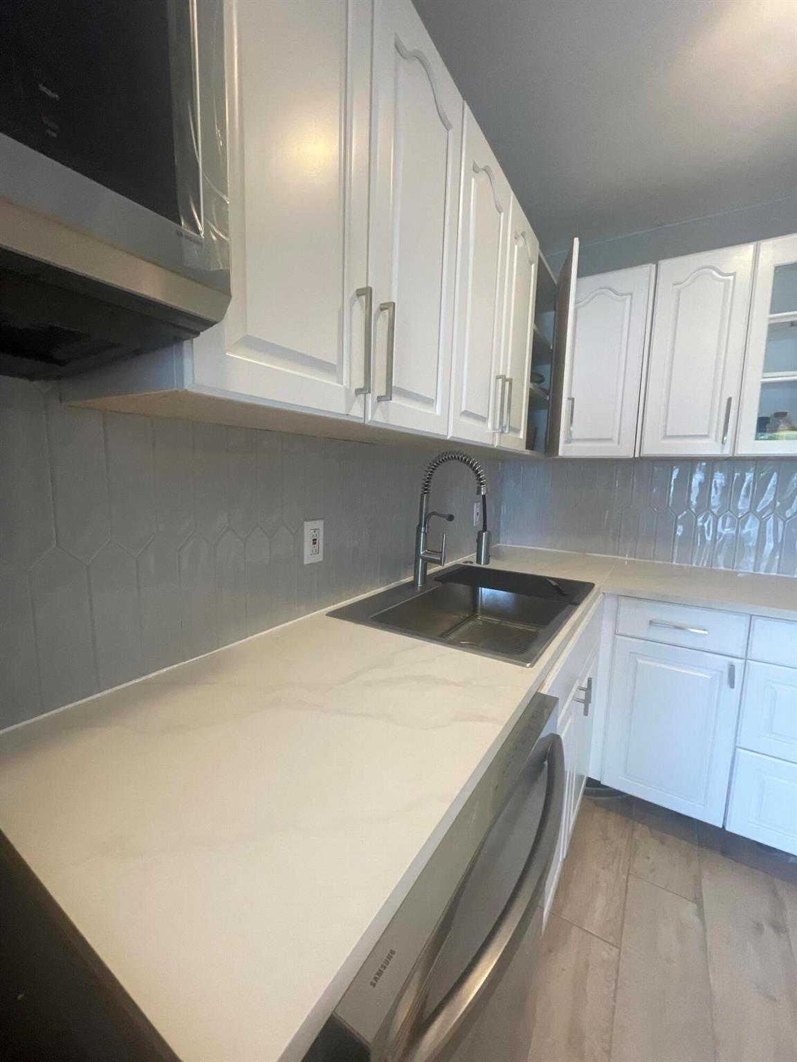 CITRUS HIDWY/WHITFLDS - Residential Lease