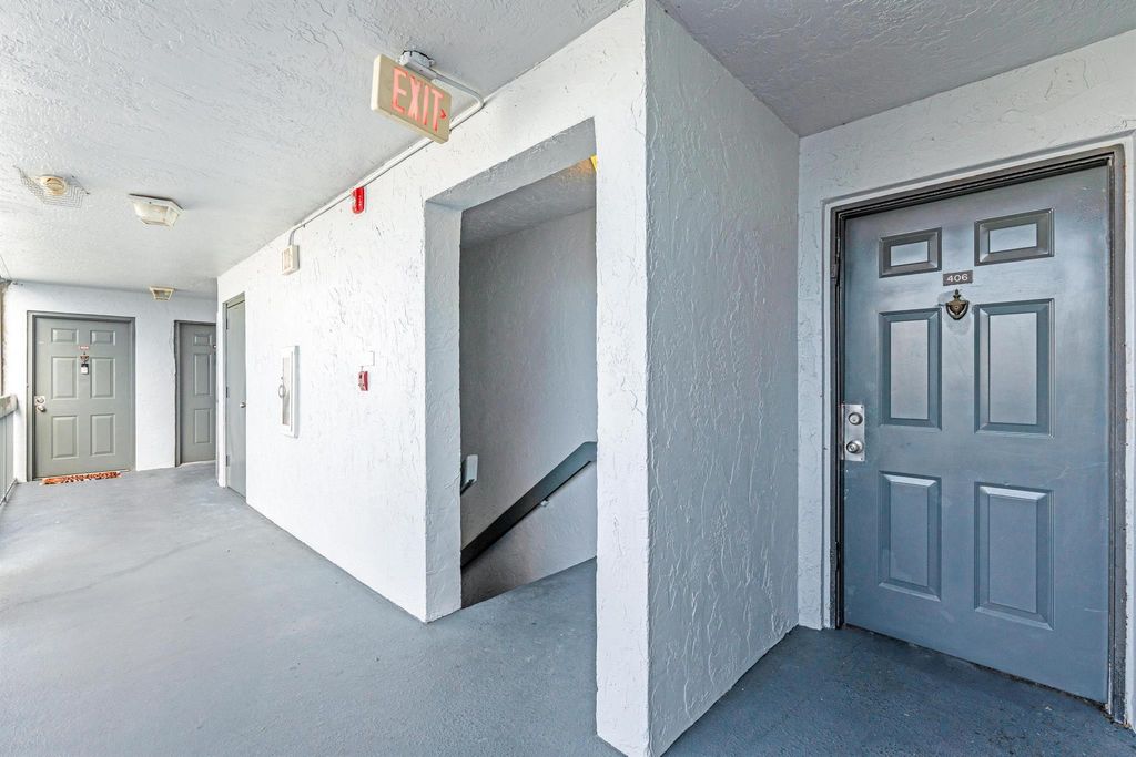 Photo of 2000 N Congress Avenue #406, West Palm Beach, FL 33401 (MLS # R11118766)