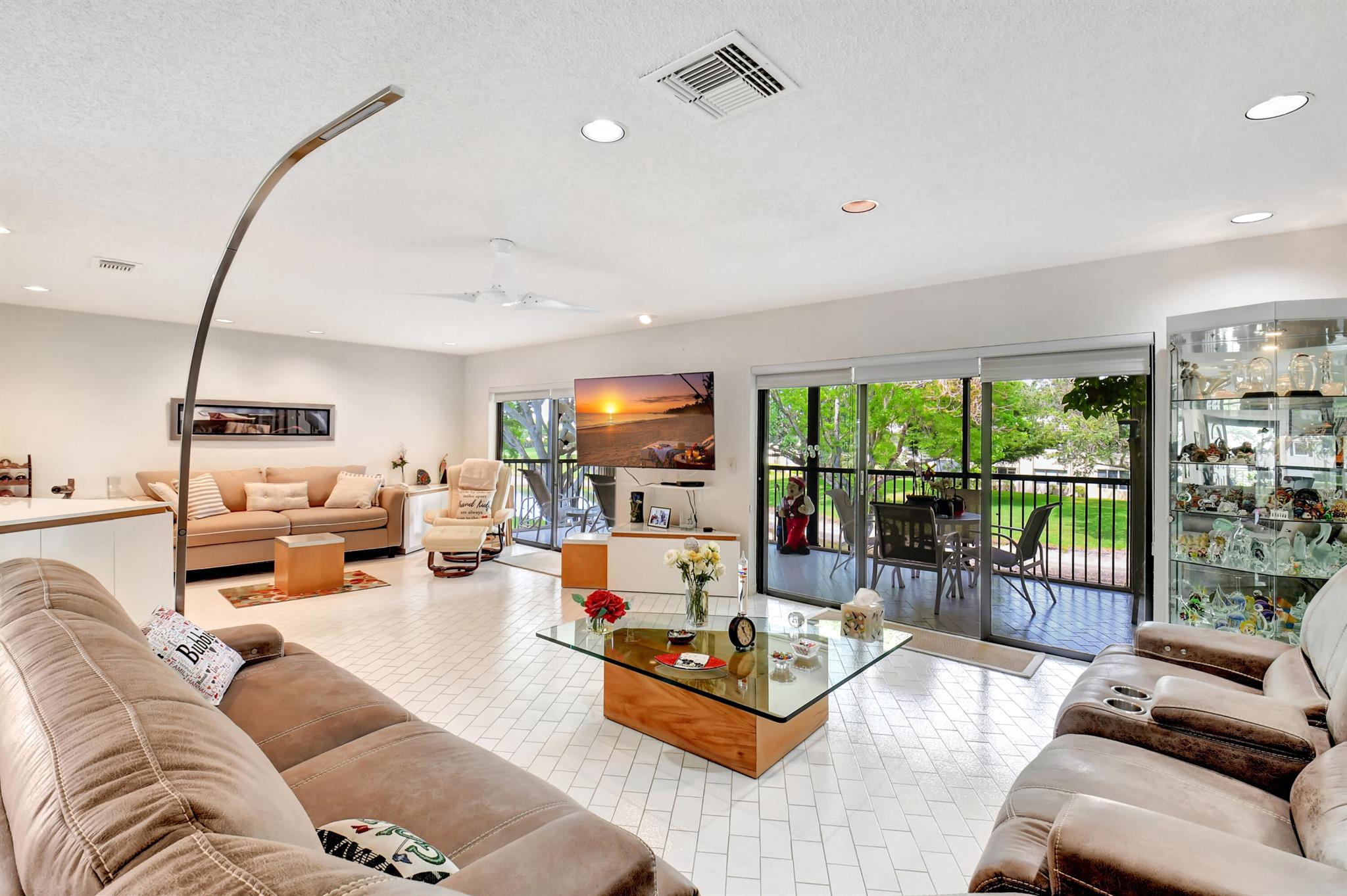 STRATFORD AT HUNTERS RUN - Residential
