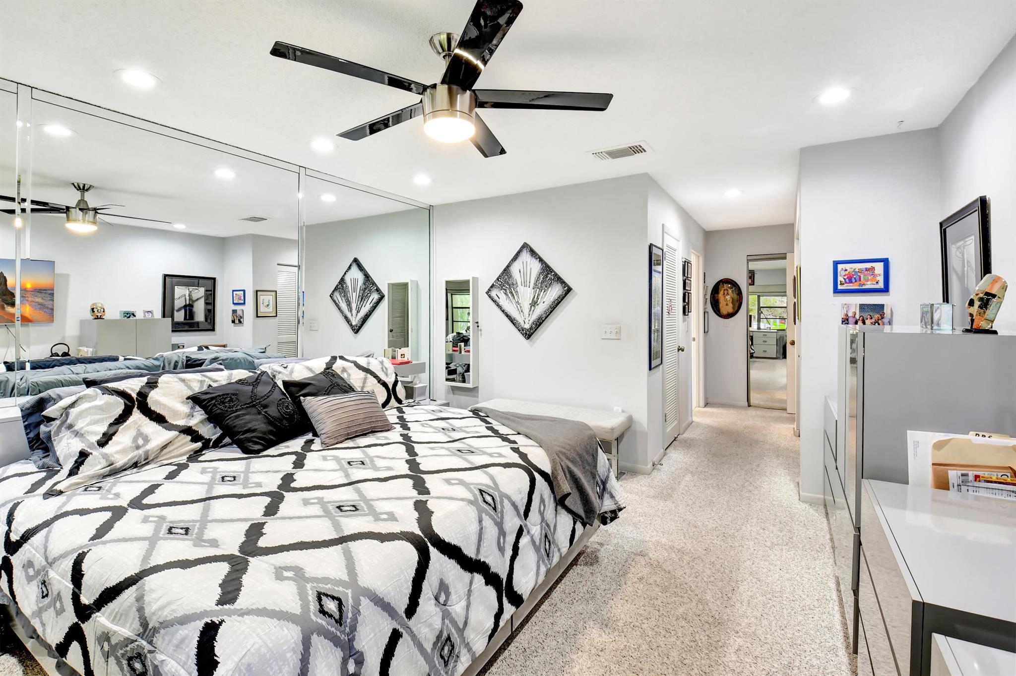 STRATFORD AT HUNTERS RUN - Residential