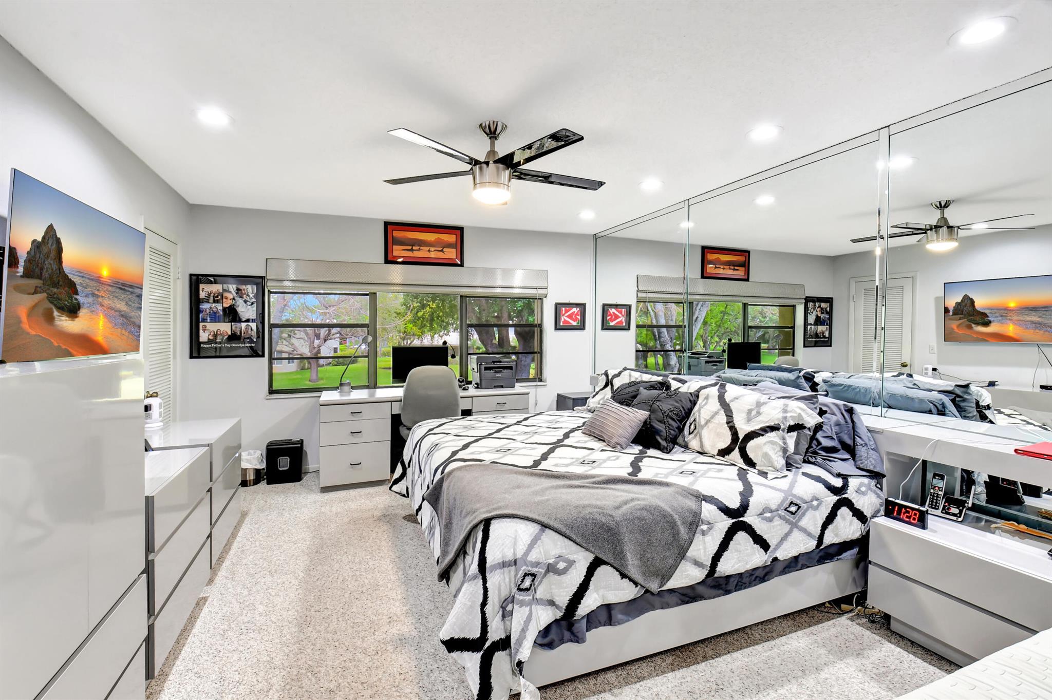 STRATFORD AT HUNTERS RUN - Residential