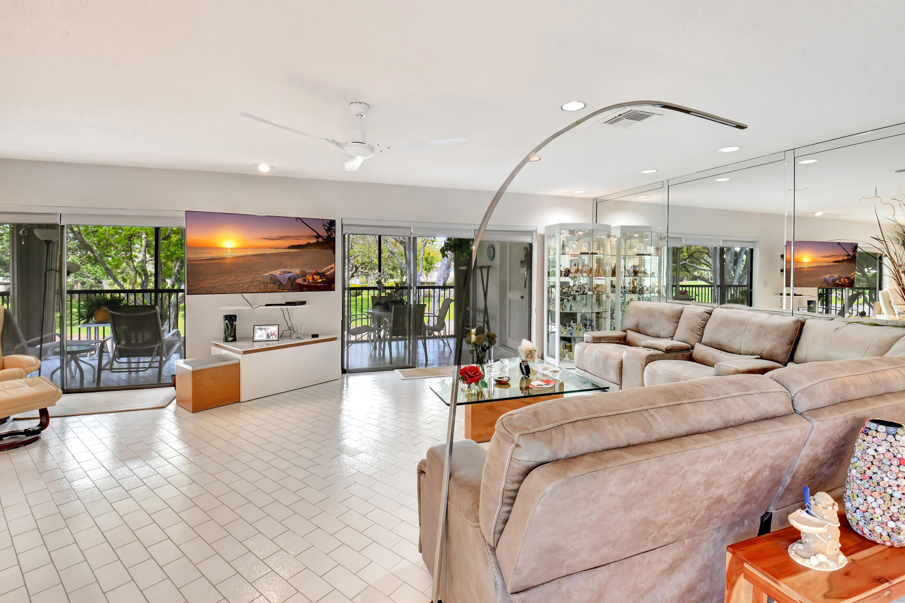 STRATFORD AT HUNTERS RUN CONDO - Residential