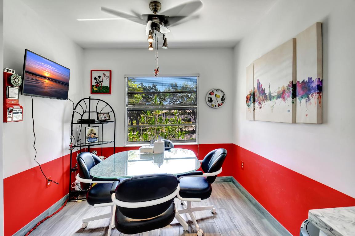 STRATFORD AT HUNTERS RUN CONDO - Residential