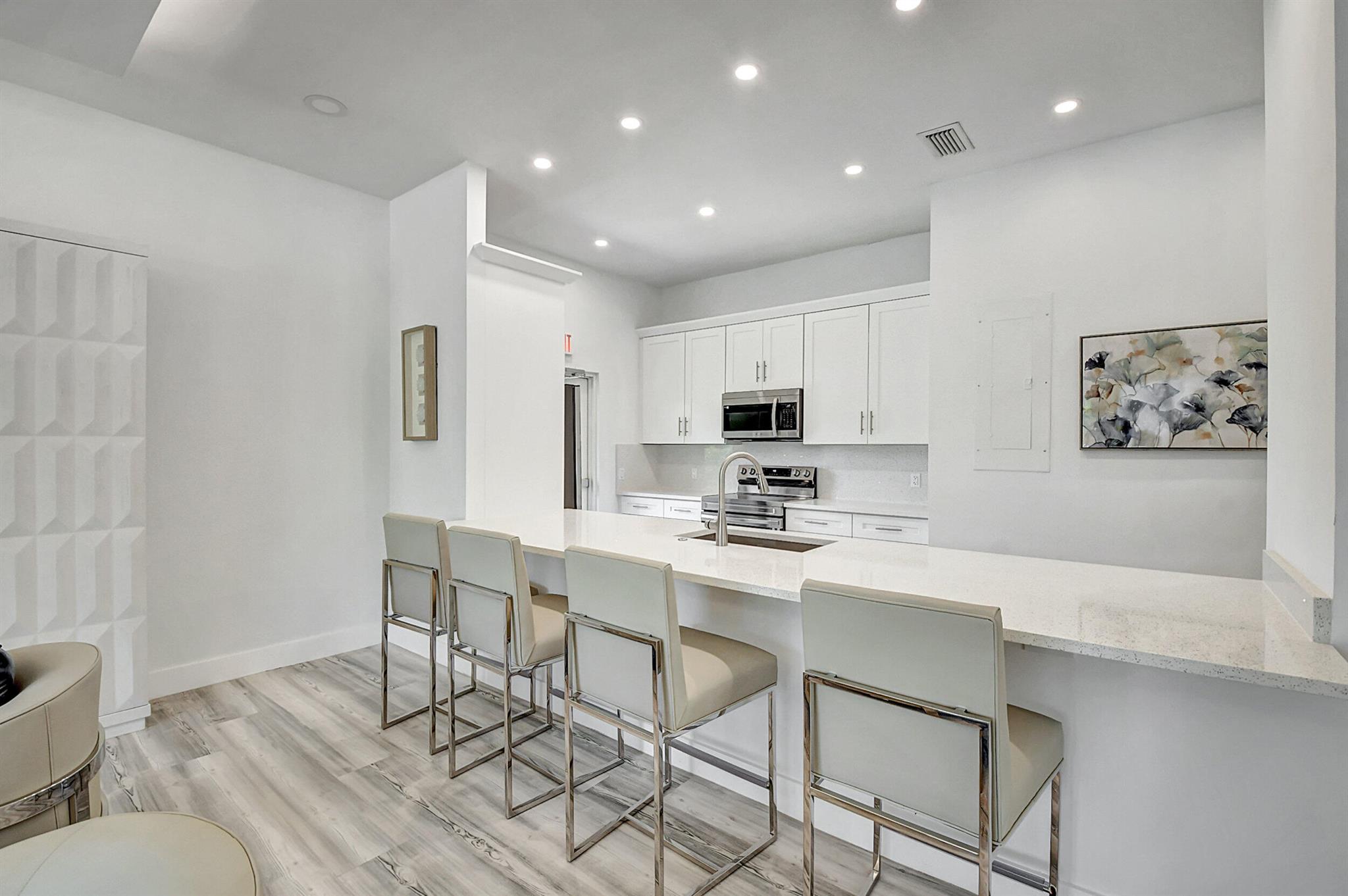 STRATFORD AT HUNTERS RUN - Residential