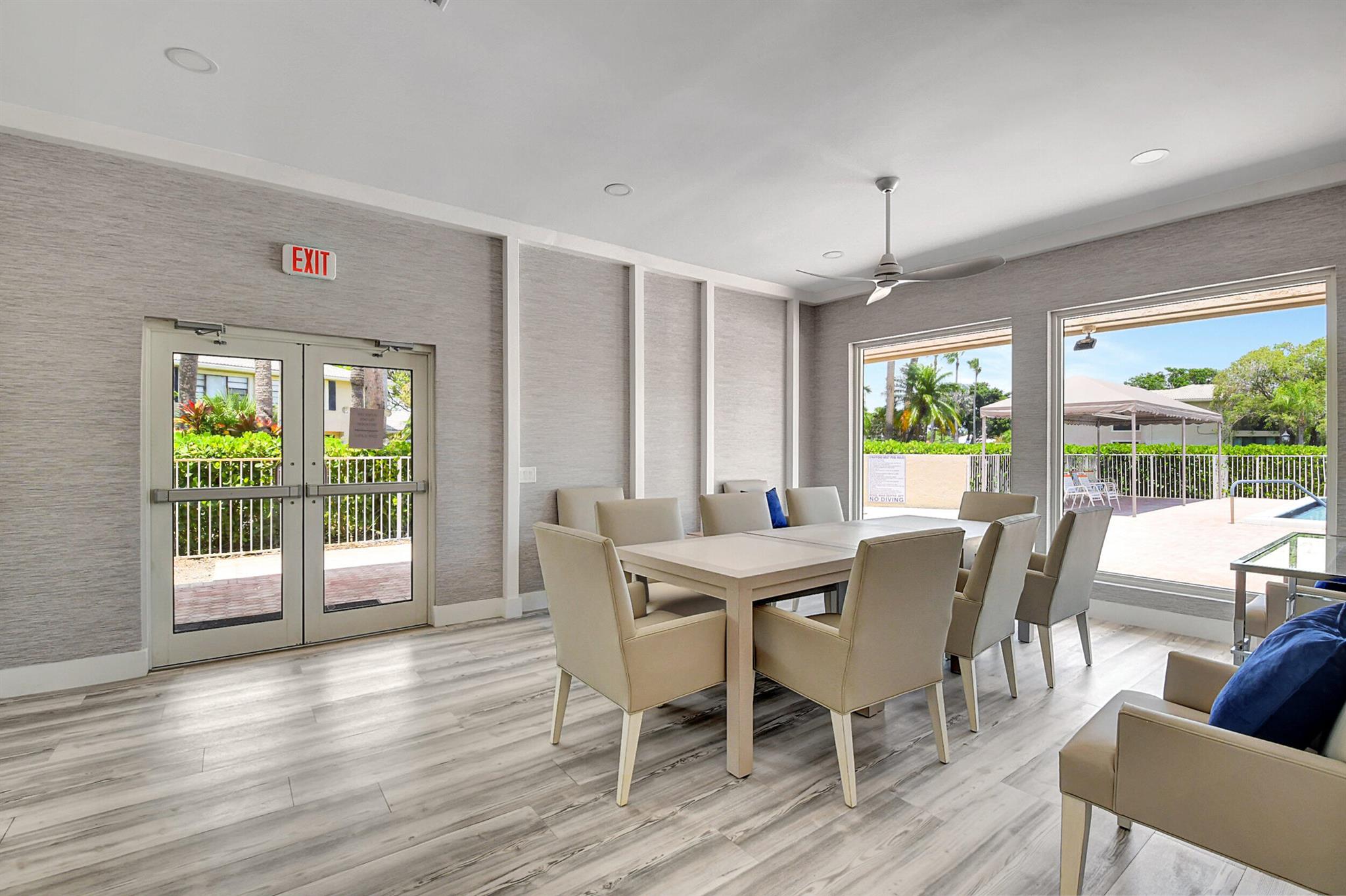 STRATFORD AT HUNTERS RUN - Residential