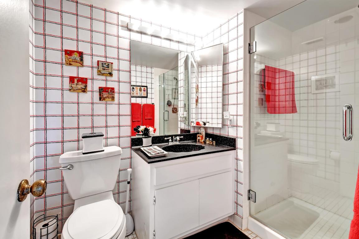 STRATFORD AT HUNTERS RUN CONDO - Residential