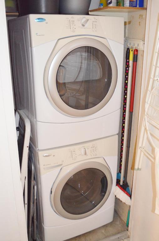 CYPRESS CONDO - Residential