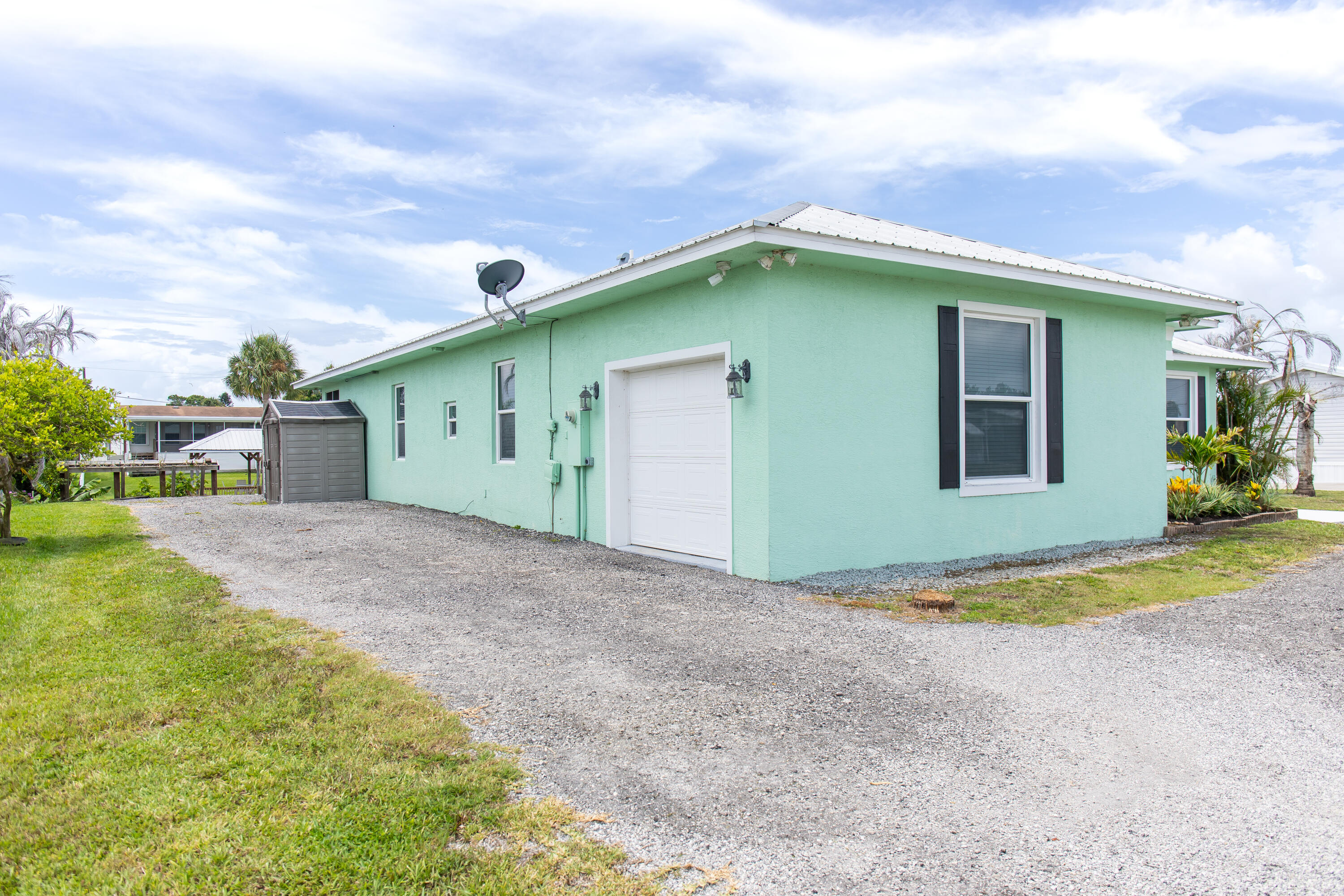 2406 SE 31st Street SE