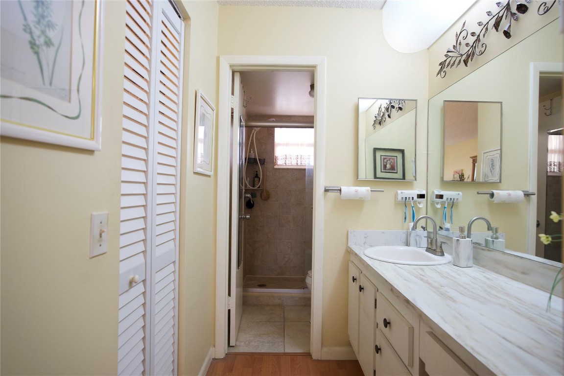 Royal Park Gardens - Residential