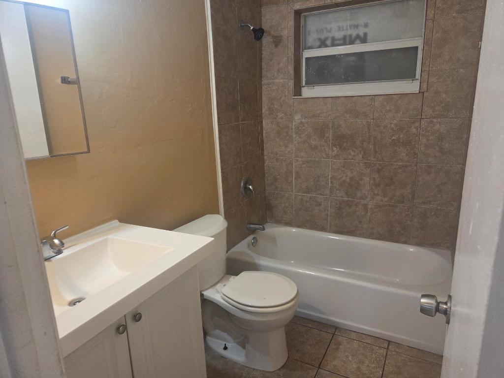 DATURA PARK SOUTH 1 - Residential Lease