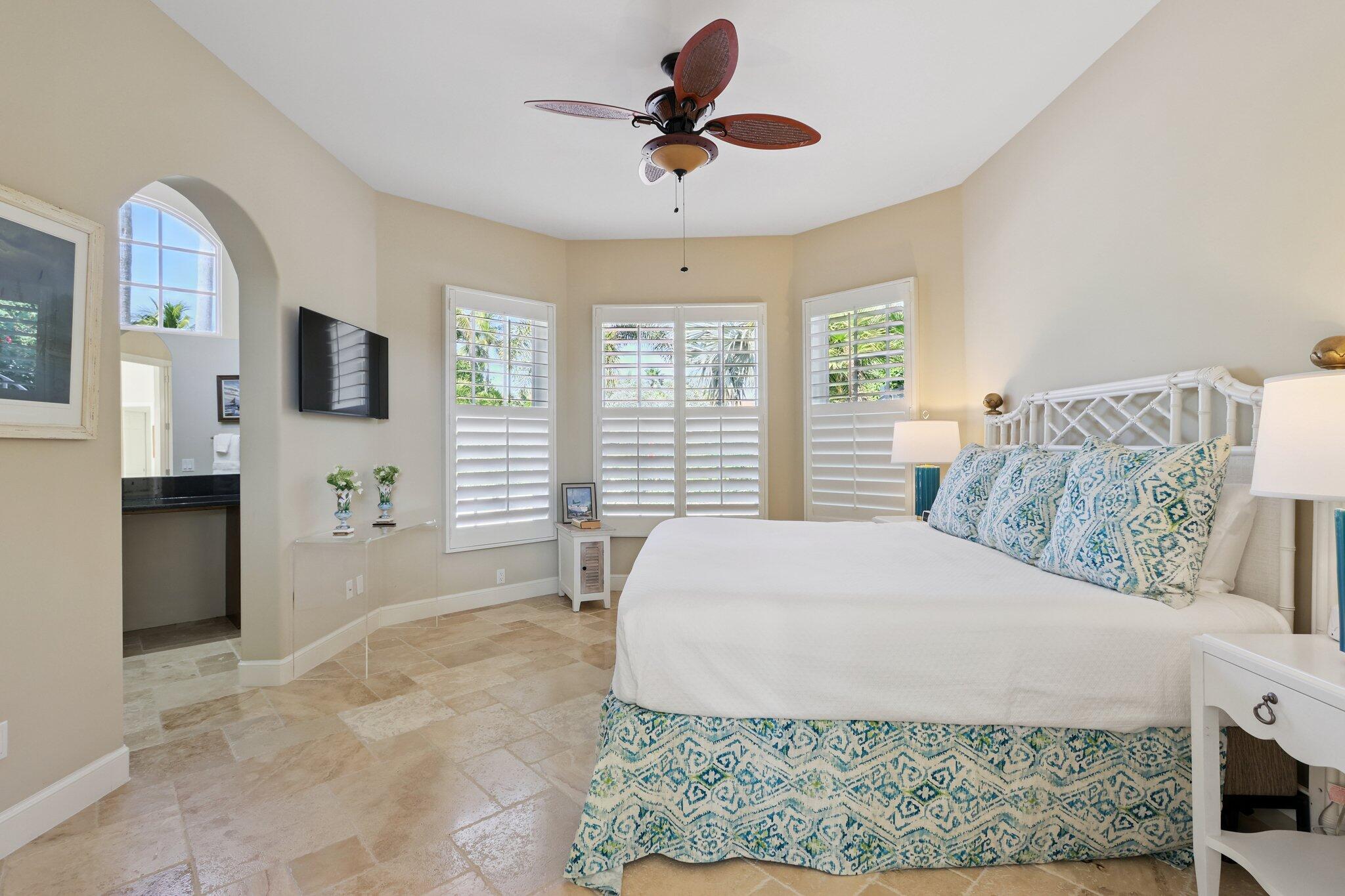SAILFISH POINT - Residential