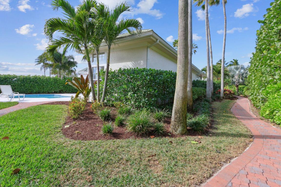 Stuart, Florida, 34996, United States, 3 Bedrooms Bedrooms, ,5 BathroomsBathrooms,Residential,Active,2011819