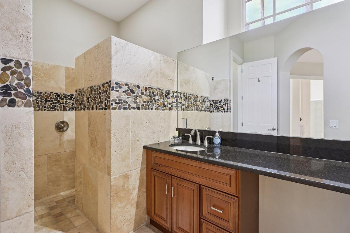 Stuart, Florida, 34996, United States, 3 Bedrooms Bedrooms, ,5 BathroomsBathrooms,Residential,Active,2011819