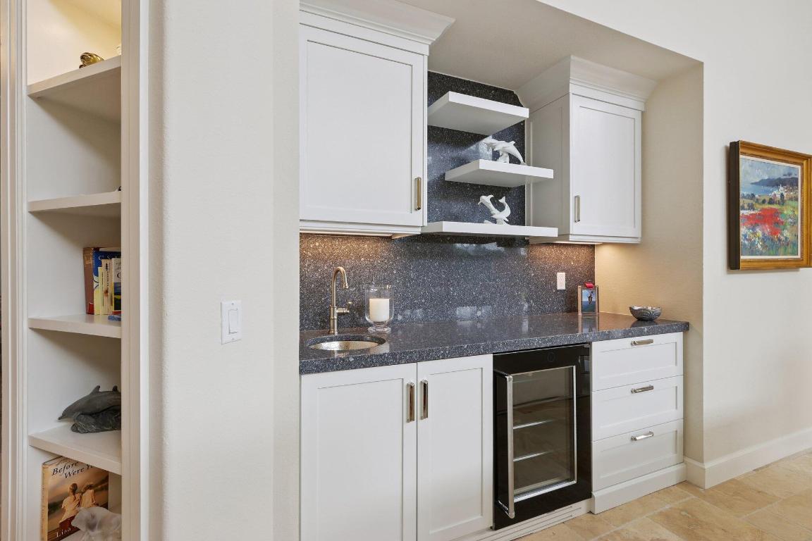 Stuart, Florida, 34996, United States, 3 Bedrooms Bedrooms, ,5 BathroomsBathrooms,Residential,Active,2011819