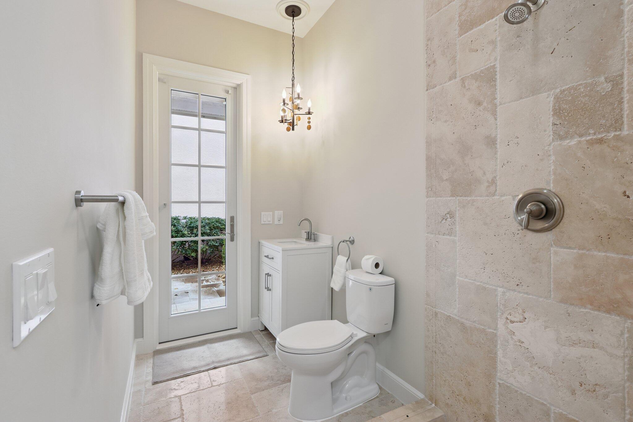 SAILFISH POINT - Residential