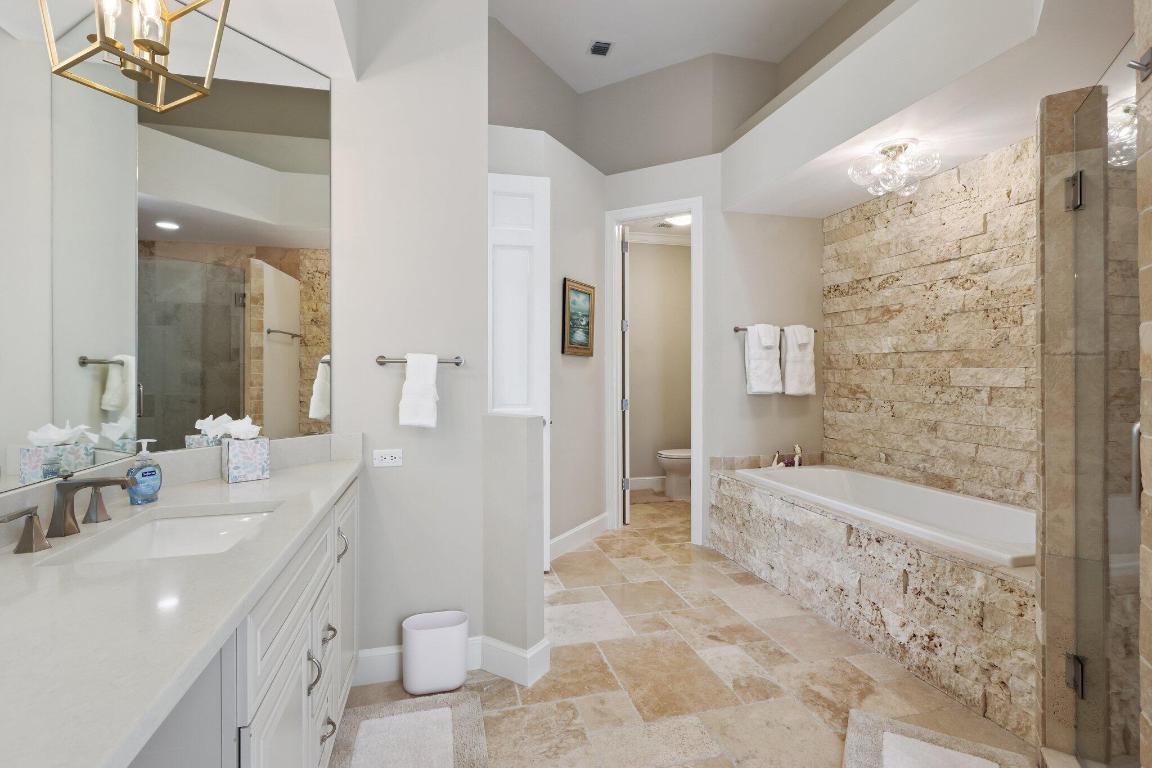 Stuart, Florida, 34996, United States, 3 Bedrooms Bedrooms, ,5 BathroomsBathrooms,Residential,Active,2011819