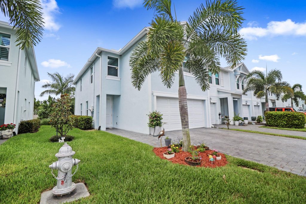 Photo of 384 SE Sea Hunt Way, Stuart, FL 34994 (MLS # R11003860)