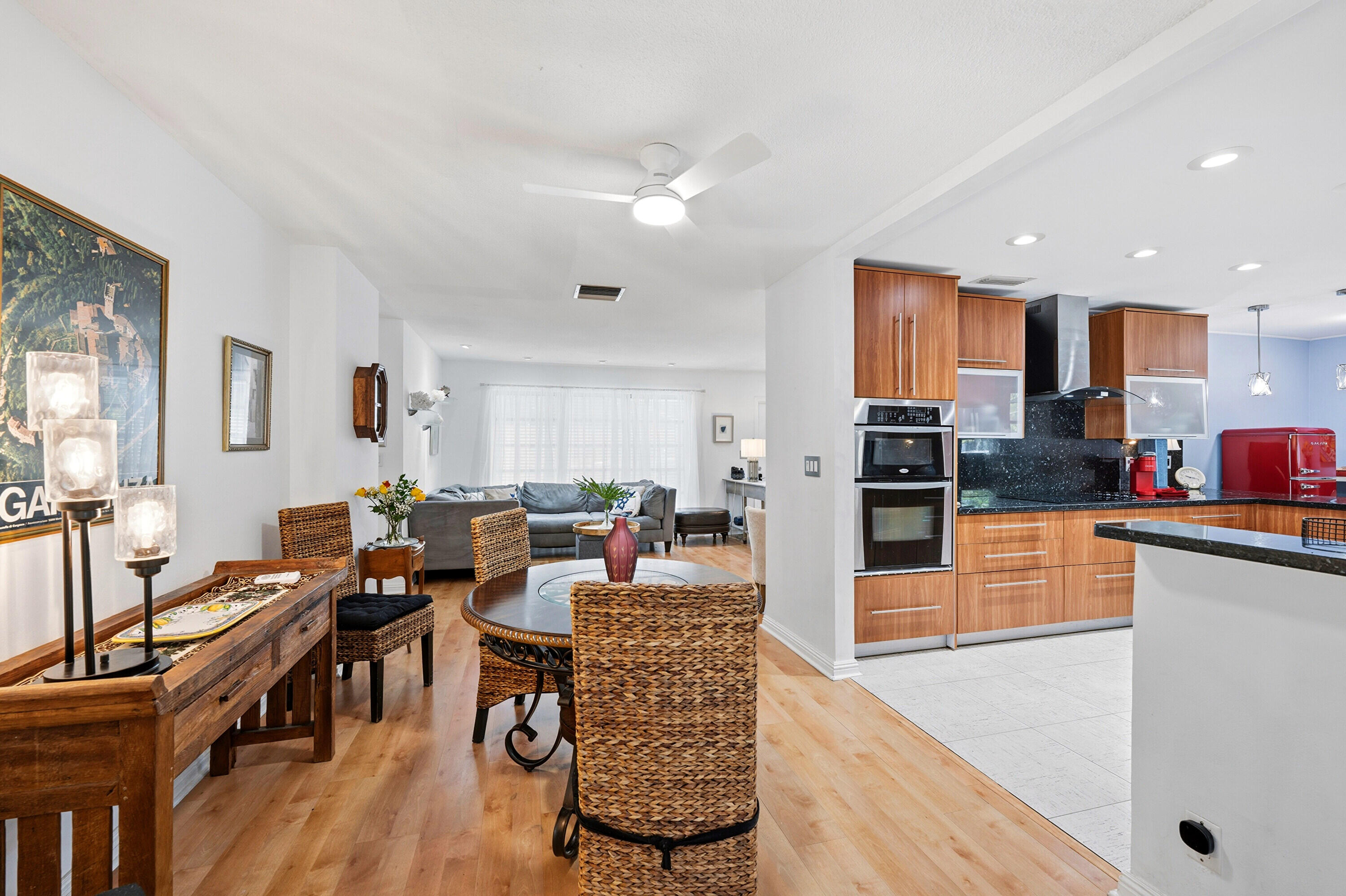 IMPERIAL POINT 2 SEC - Residential