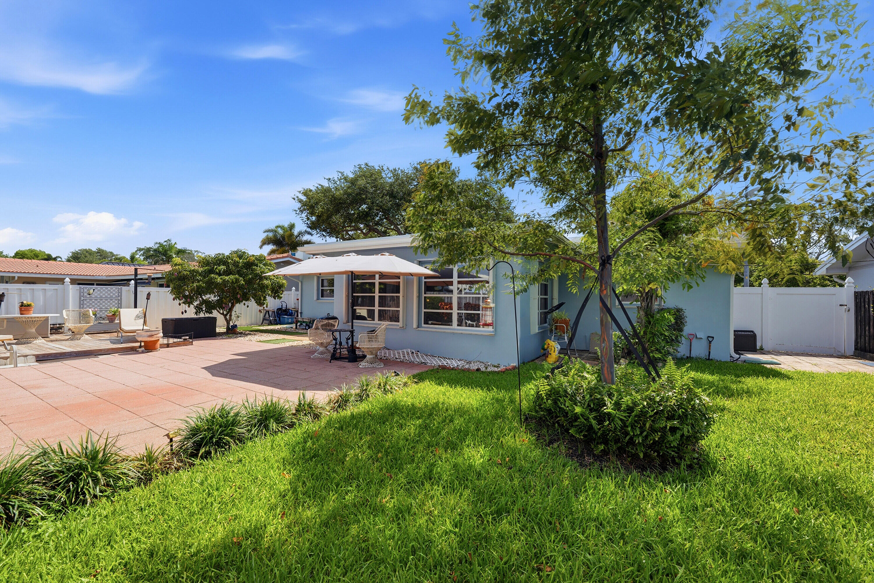 IMPERIAL POINT 2 SEC - Residential