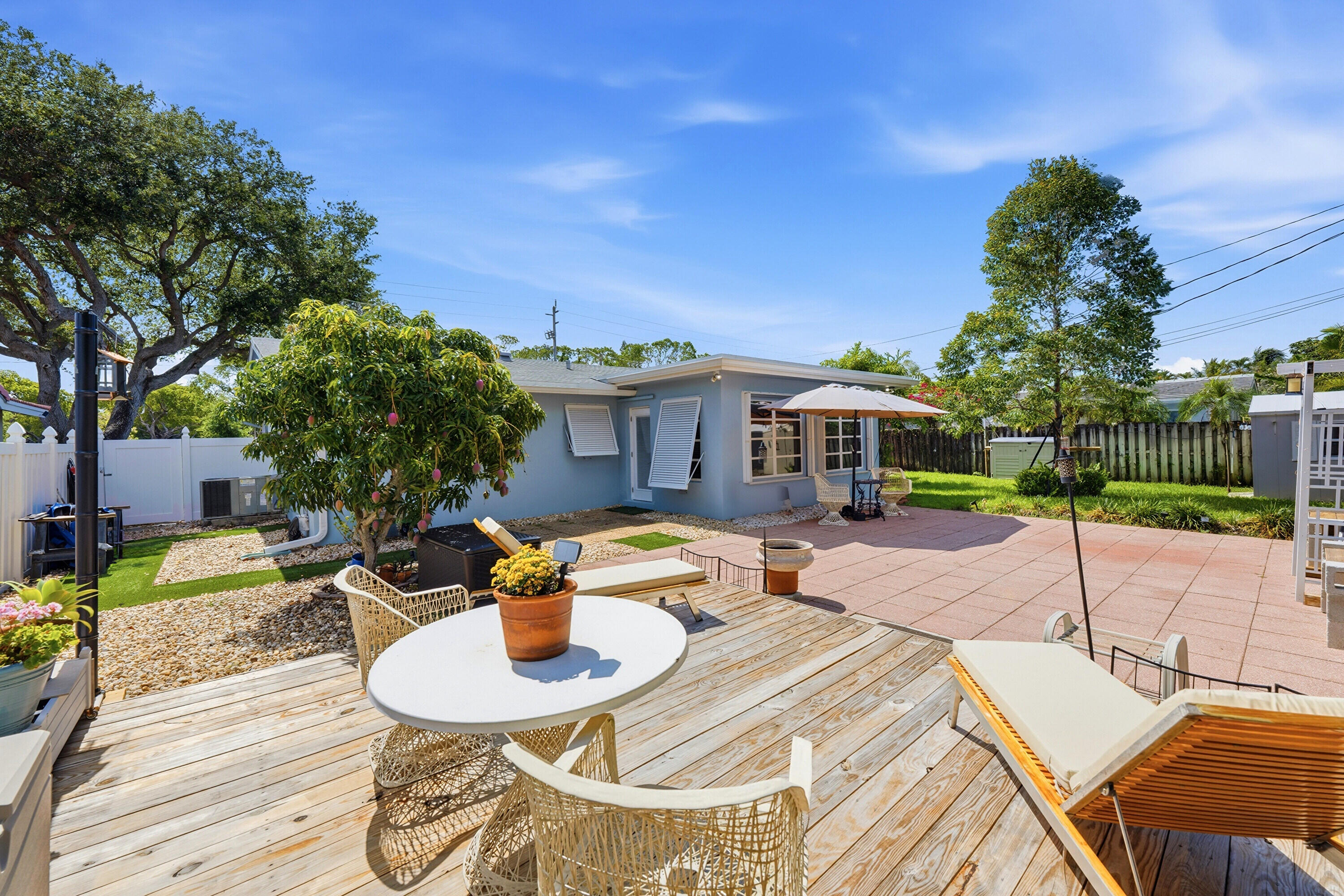 IMPERIAL POINT 2 SEC - Residential