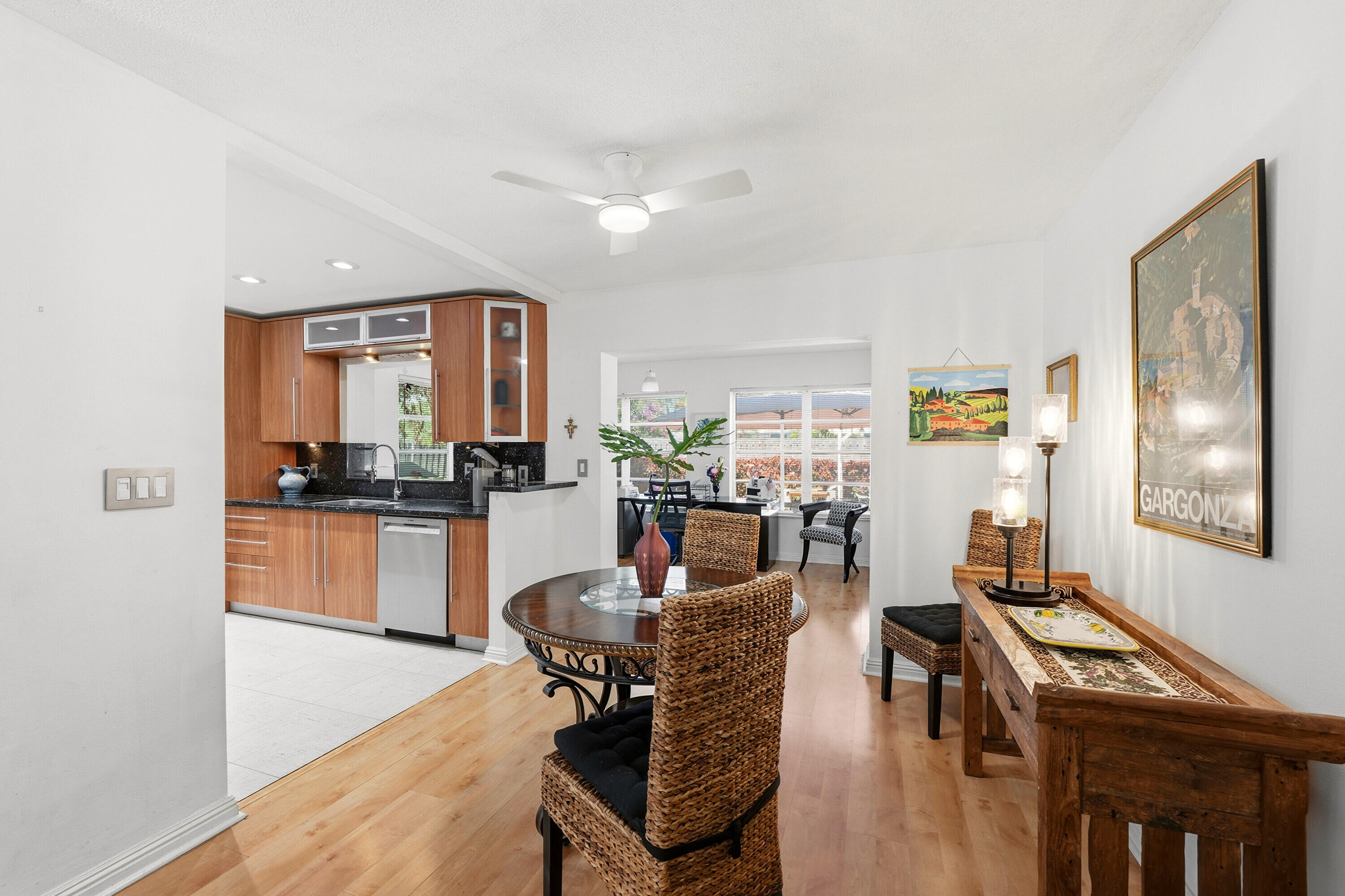IMPERIAL POINT 2 SEC - Residential