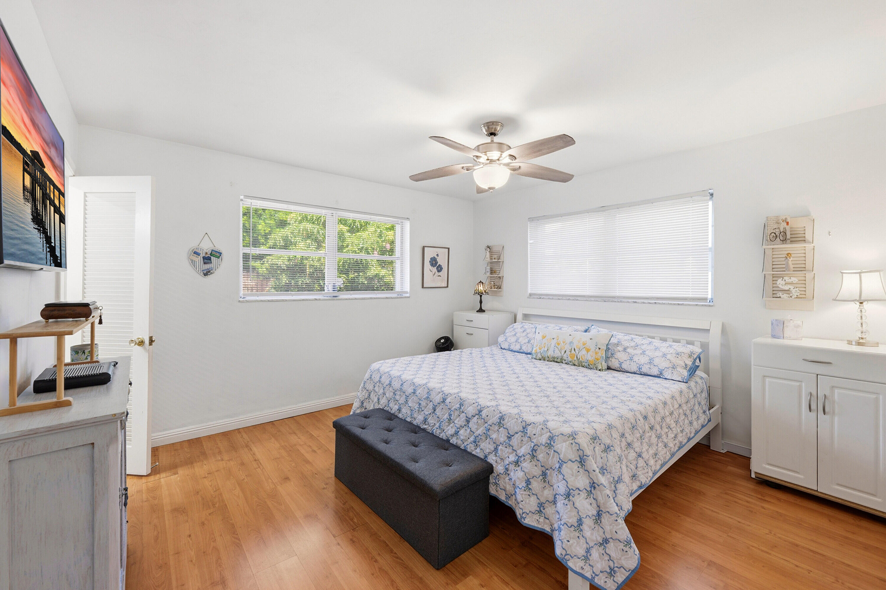 IMPERIAL POINT 2 SEC - Residential