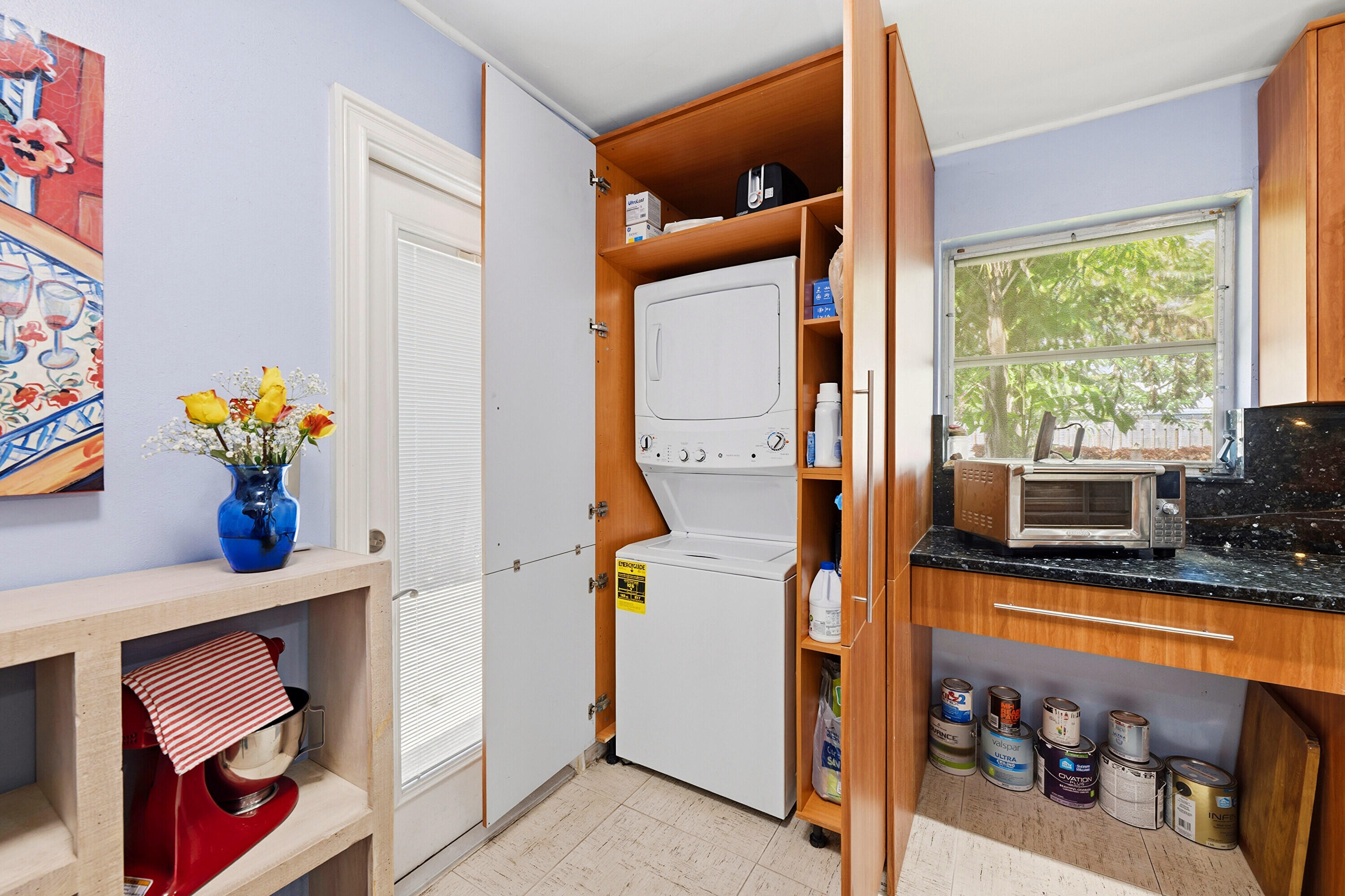 IMPERIAL POINT 2 SEC - Residential