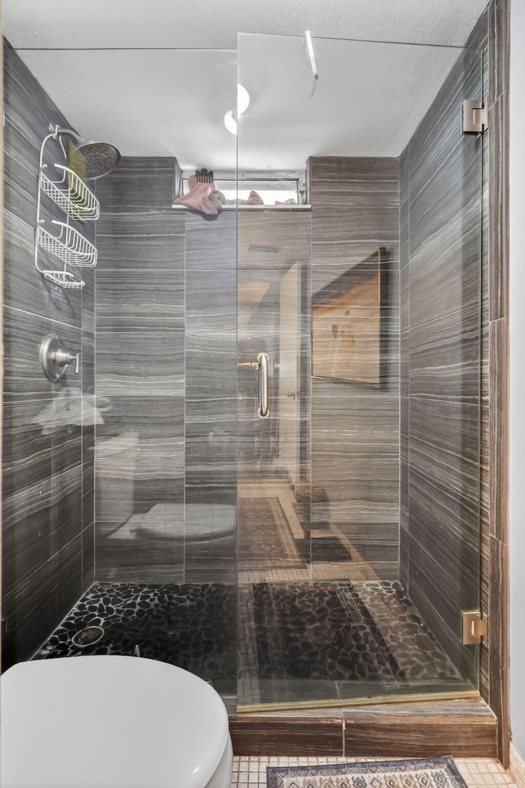 VILLAGE ROYALE FOREST GREEN CONDO - Residential