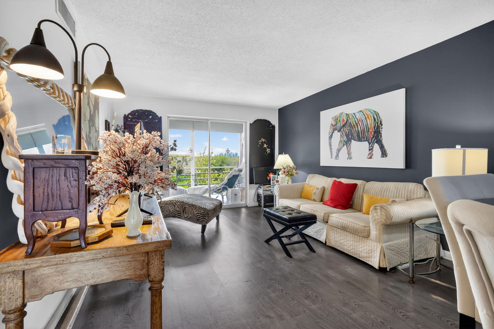 VILLAGE ROYALE FOREST GREEN CONDO - Residential