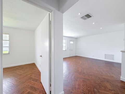 Tiny photo for 813 SW 5TH Court, Boynton Beach, FL 33426 (MLS # B26087913)