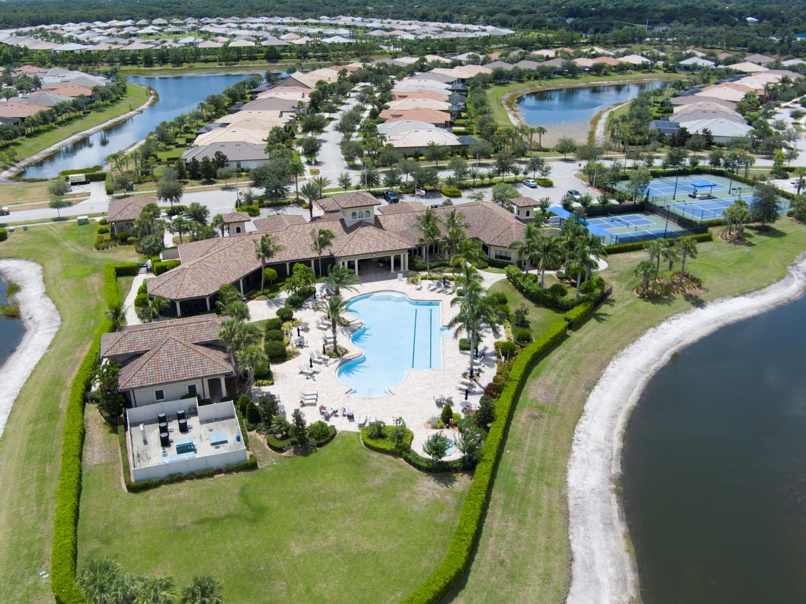 5205 Turtle Creek Cir
