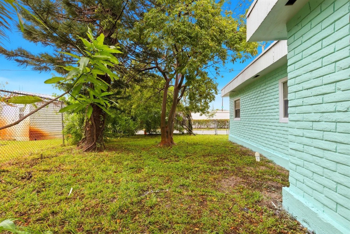 Palm View - Residential