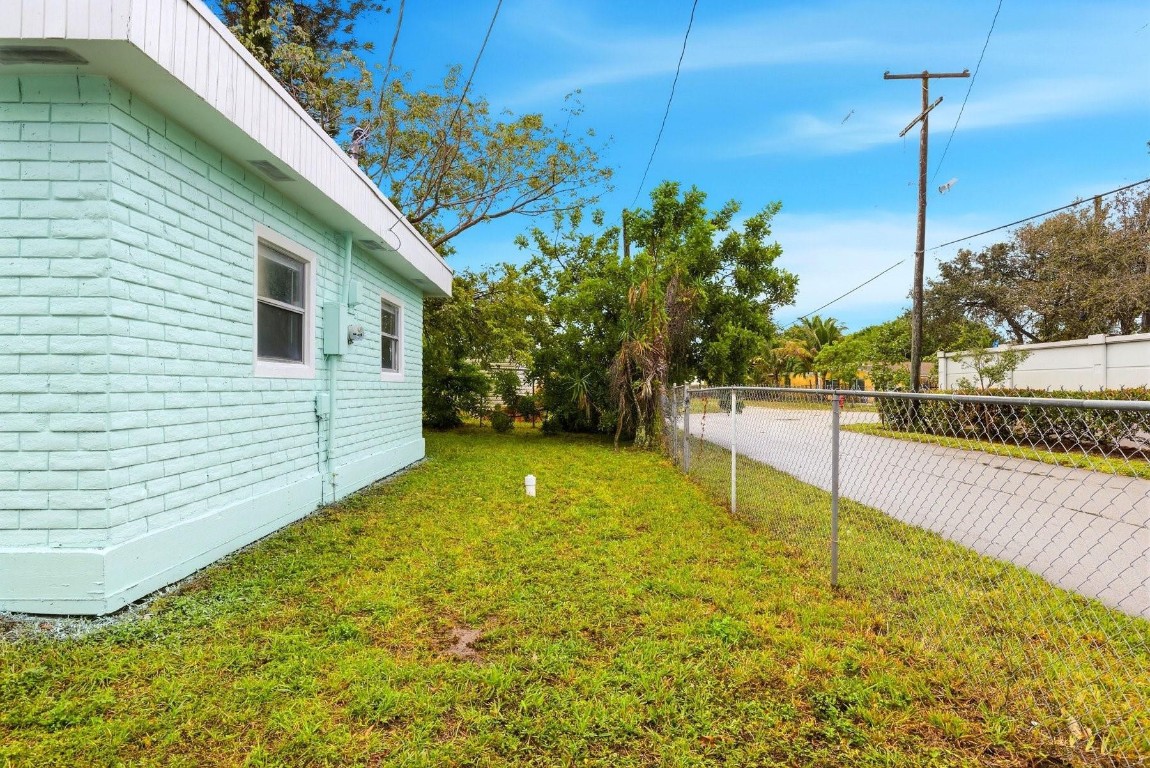 Palm View - Residential